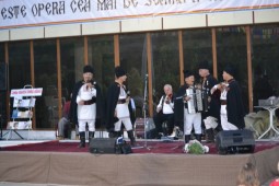 Ziua Limbii in Costesti (1)