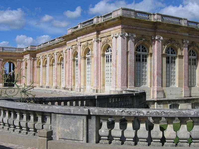 FOTO wikipedia Palatul Chateau de Versailles Trianon, unde a fost semnat tratatul pentru Ungaria moderna